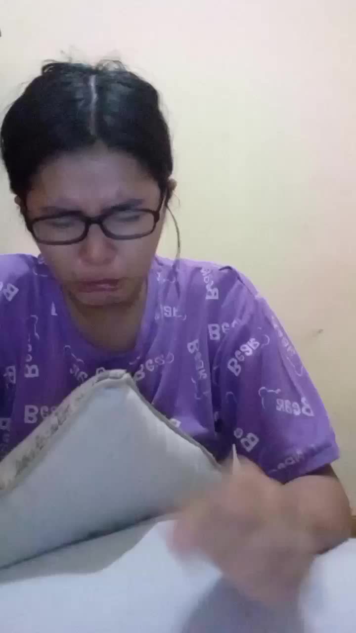 dia haruss baca ini..... dia harus baca kalender yang aku tandain buat liburan...!!!!