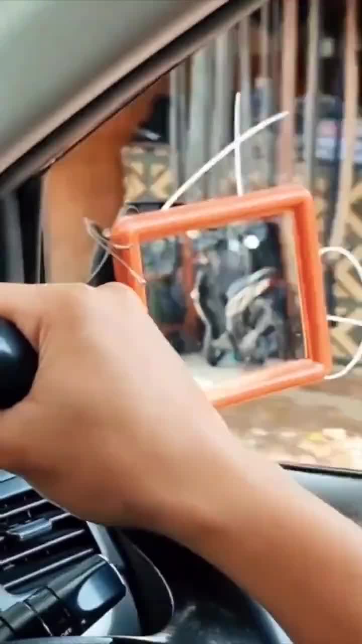 Kok Kaya Ada Yang Aneh