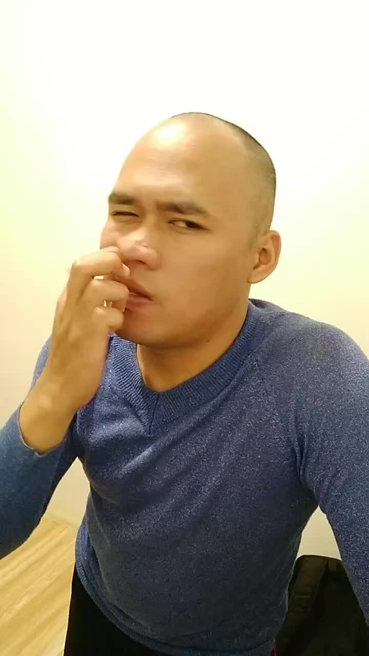 Kesel nunggu orang kagak nongol nongol...hahahahahaha