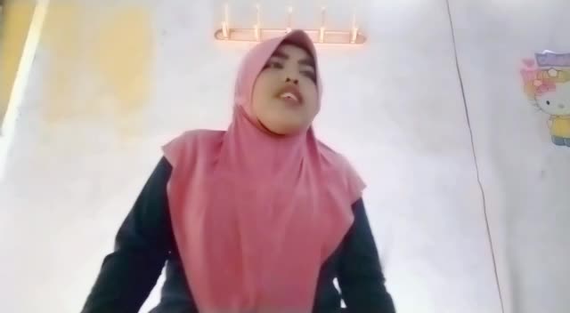 Lia -asal Palembang - egois(Lesti)
