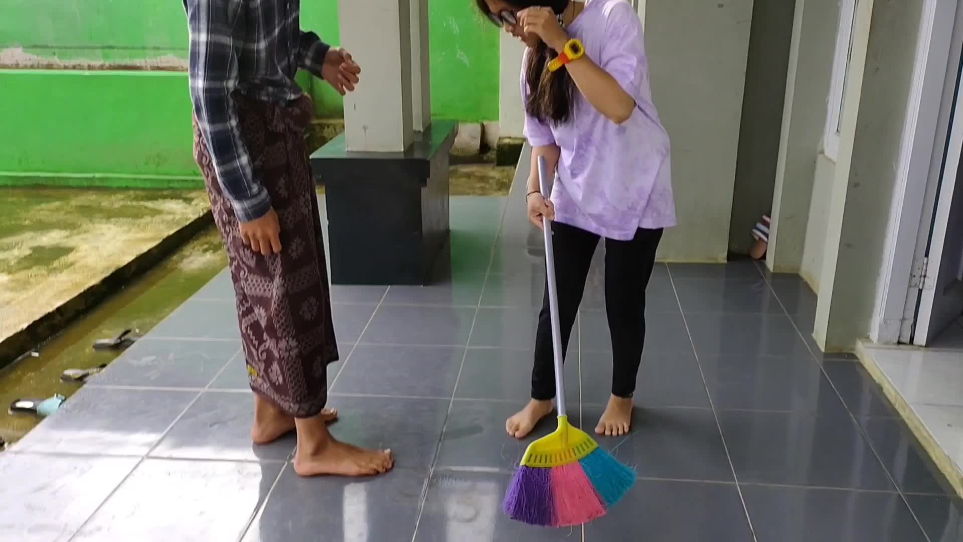Bismillah semoga karya kami bisa dinikmati banyak orang,maaf jika banyak kekurangan dari video kami karna baru pertama kali bikin,makasih😊