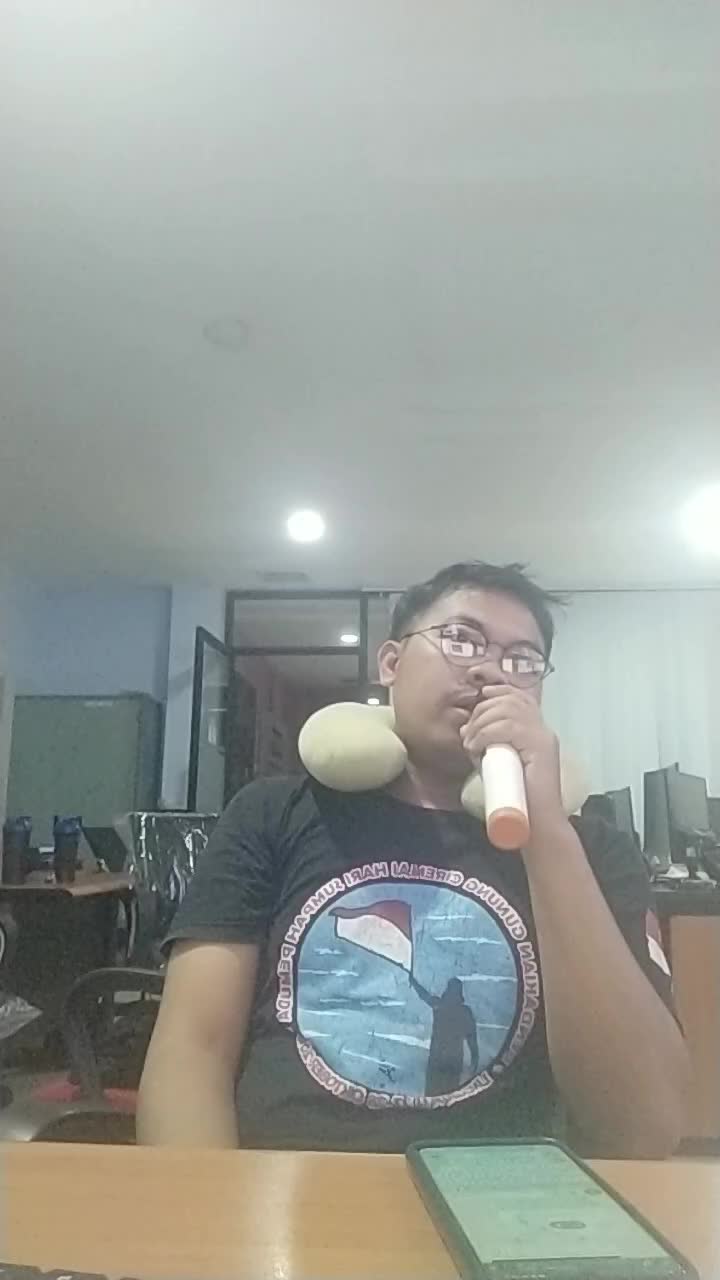 Lyla mantan kekasih 