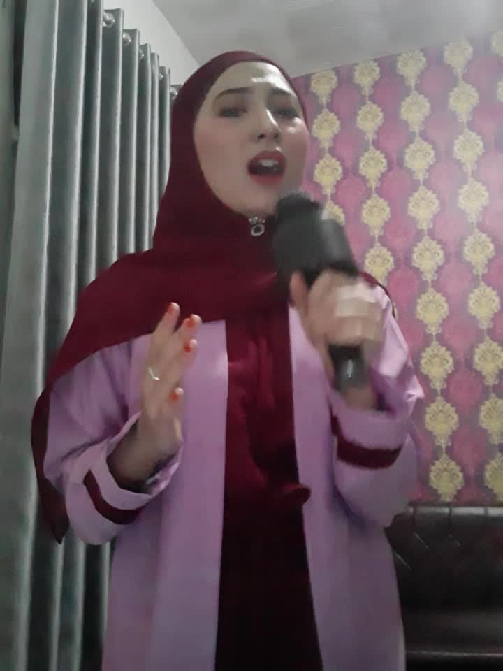 Hera yulia paslah_23th_Karyawan swasta_Hobby menyanyi pop dan religi_Kota Tasikmalaya_Ya habibal qolbi #voiceoframadhangtv2021