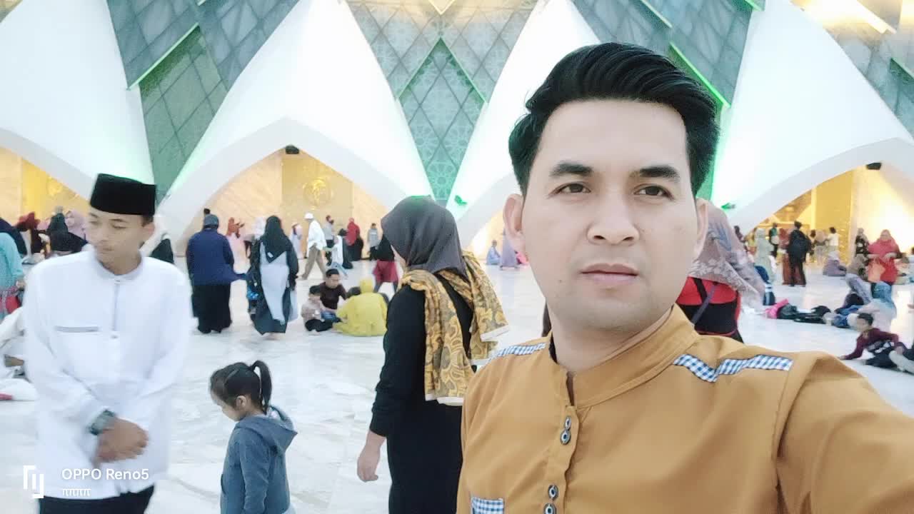 halaman mesjid Al jabar