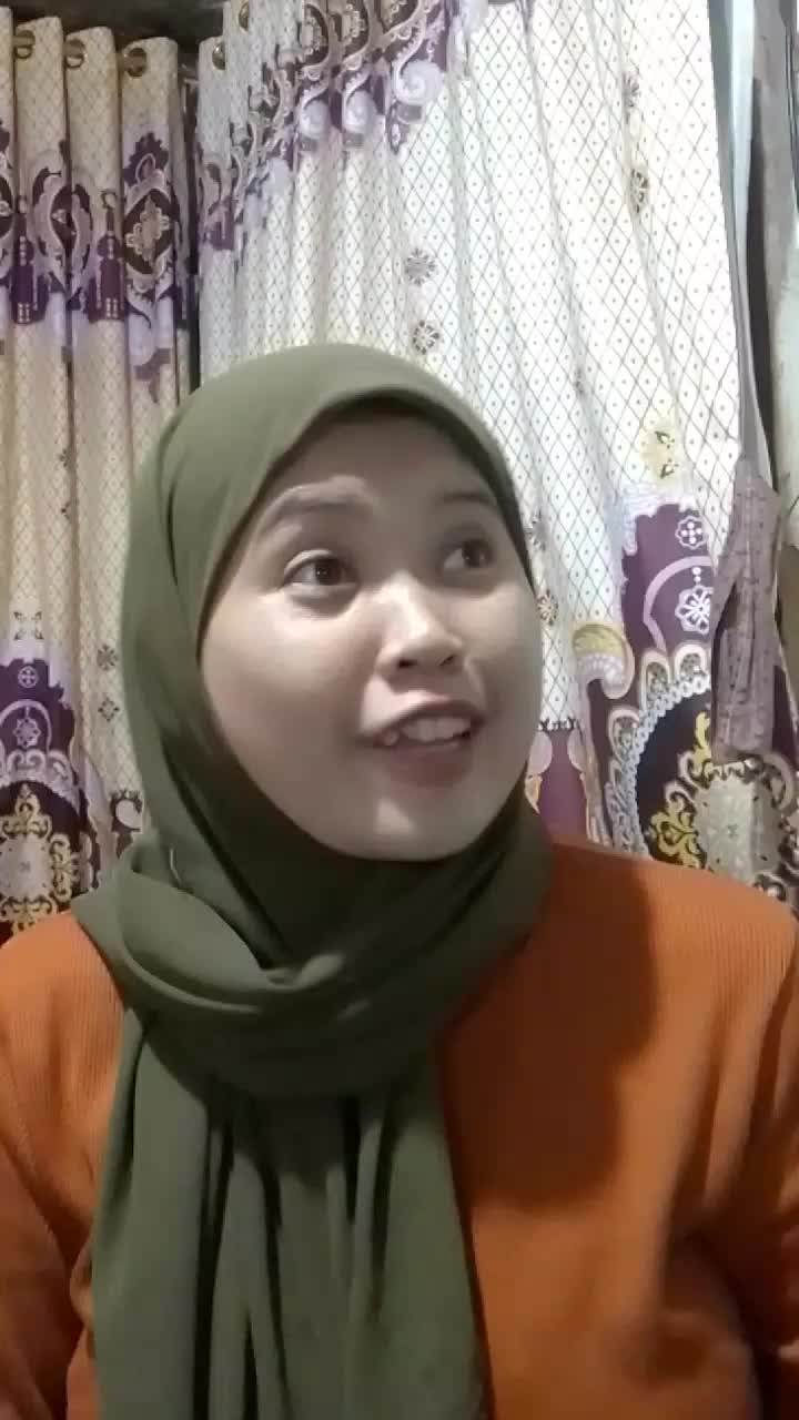 idolyfe intinya pengen hp baru gitu ya salma