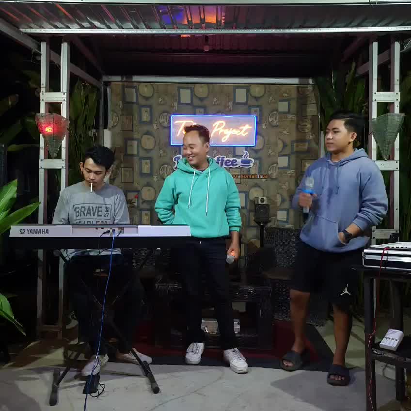 XFI2023 Duet 20thn & 32thn Kota Palu Komang