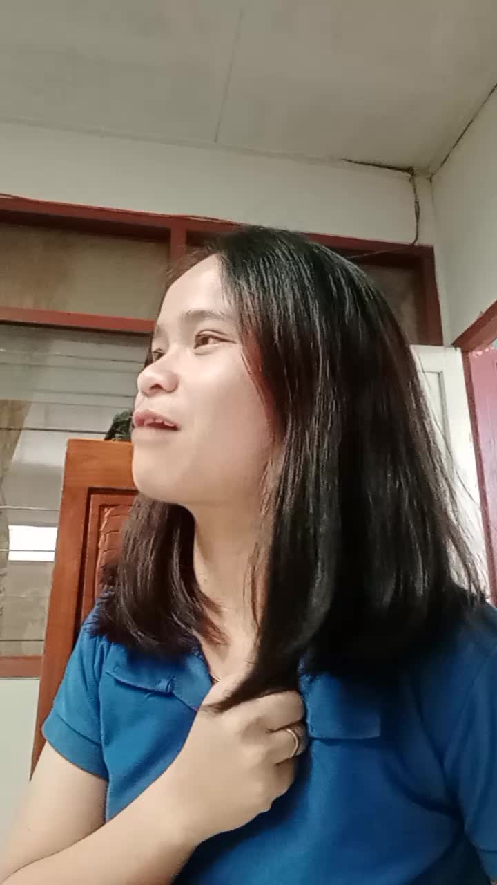 nama Mestina Giawa,jangan pernah menaruh harapan jika pada akhirnya engkau hanya meninggalkan luka,,,pergi jauh2 dalam hidup # rooki hotstar