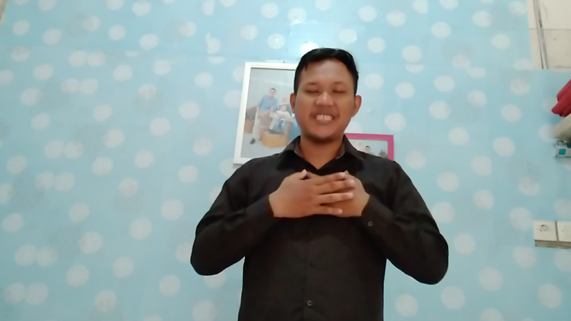 Guru SLB ikut Audisi Menggunakan *Bahasa Isyarat* SONIA #OnlineAudition RisingStarIndonesiaDangdut 