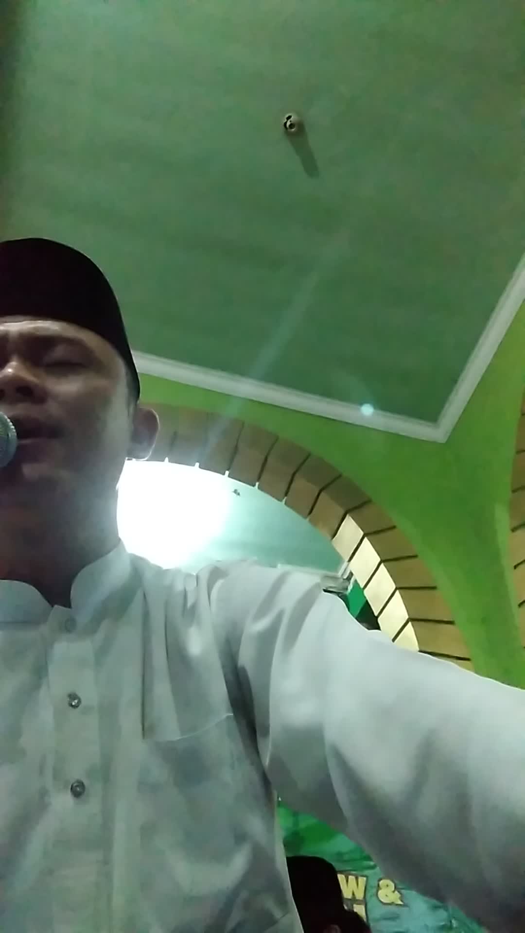 ibnu fauzi_22tahun_nganjuk_yahanna