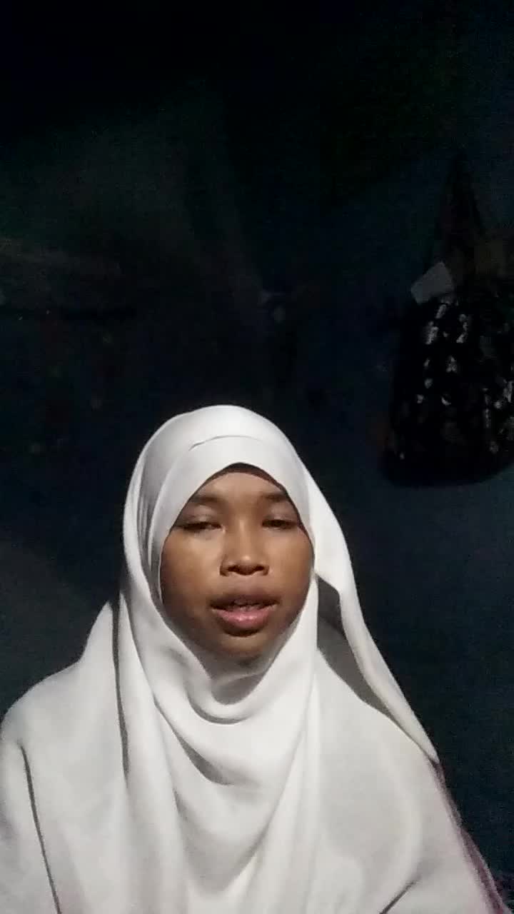 Nama : Nurul aini , @ umur : 16 tahun.. @ asal kota = bekasi @ judul lagu : ya asyiqol musthofa.. 🙏