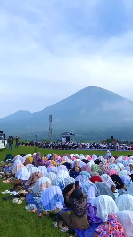 Jawa tengah nih bos. Nggak ada lawan kan? Jakarta mana bisa gini