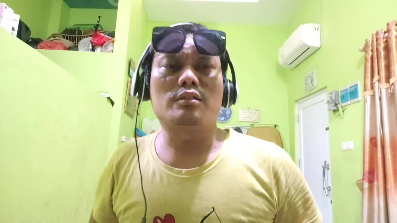 XFI2023 SOLO ALIM MURDANI 35THN DKI JAKARTA NONTON BIOSKOP Cover Benyamin S/bing sLamet