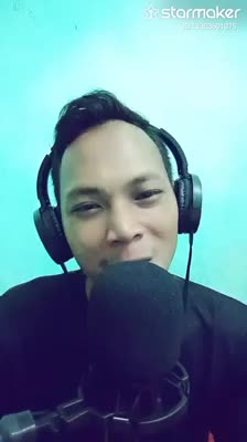 kalung emas lagunya alm @didi_kempot COVER (VIDEO INI SAYA BUAT DI APLIKASI STARMAKER @AJI_OLVOC)