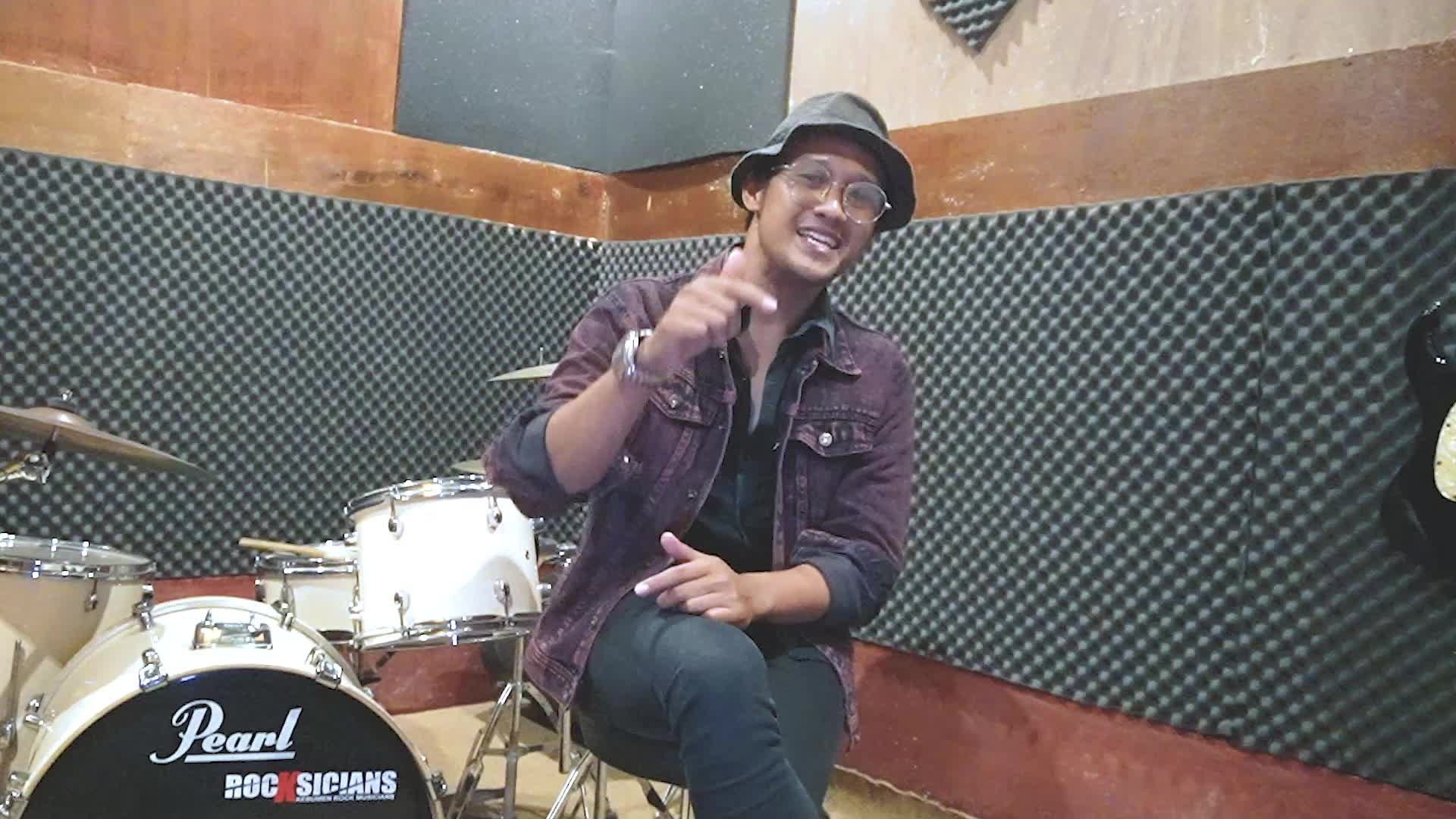 XFI2021 SOLO AL ARANDA ABI 31 KEBUMEN JAWA TENGAH REDEMPTION SONG - TO LOVE SOMEBODY