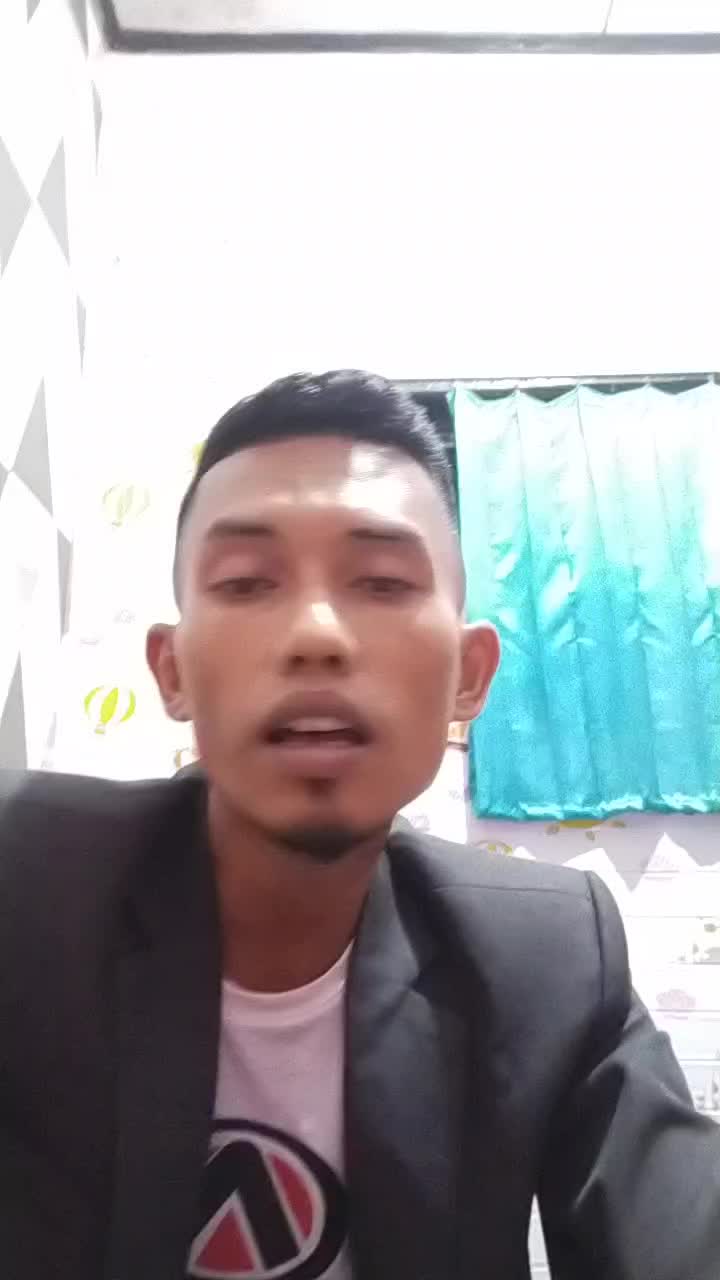 RUDI WAHYANA, 33th, Dari Cipeundeuy Bandung Barat. Judul Lagu Dermaga Biru 