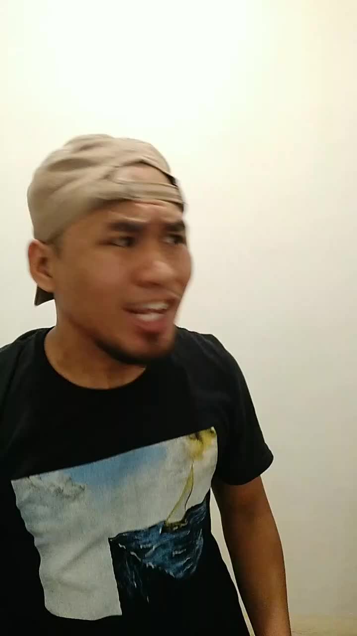 tamparan mu membuat ku gak habis fikir. 😫🥺
