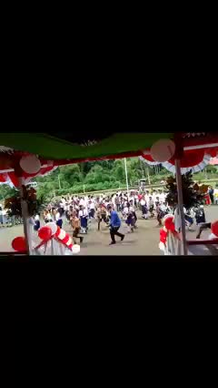 DEMI ANAK-ANAK SEMANGAT PARADE TARI TRADISIONAL HUT RI 