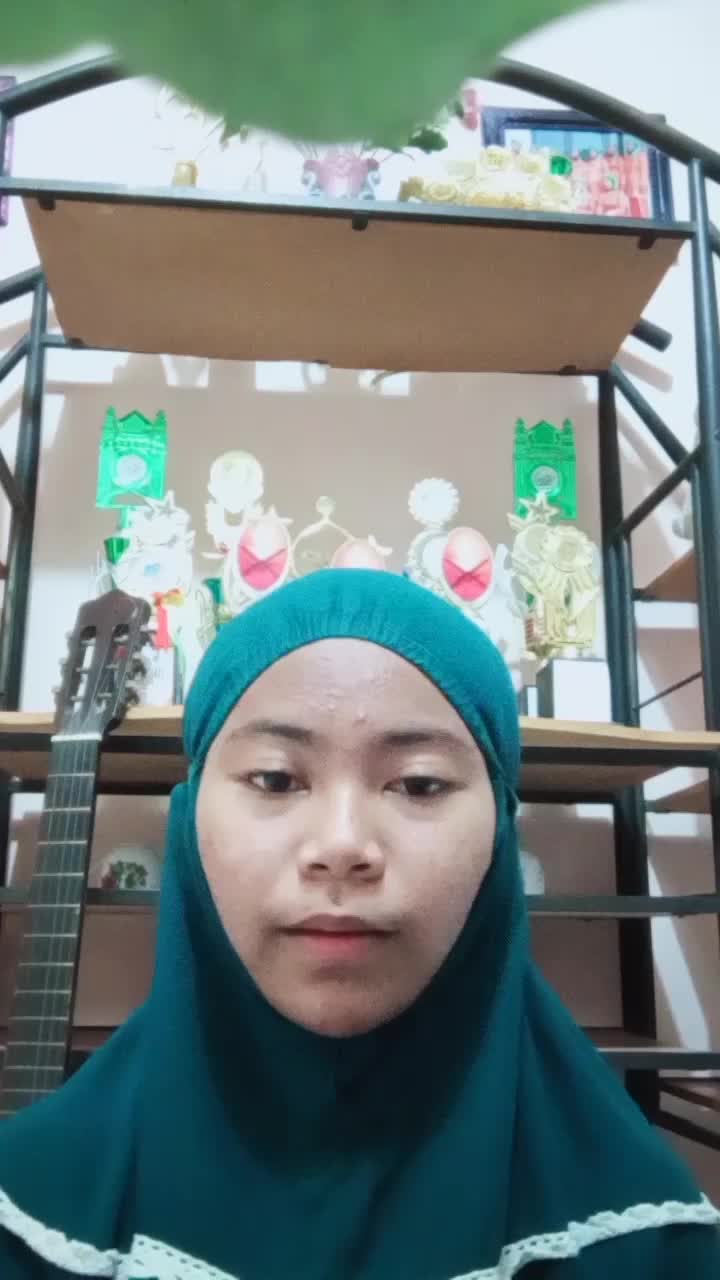 Bunga Indah Mustika, 16 th, Kab.Kepulauan Meranti,Riau, Man Ana