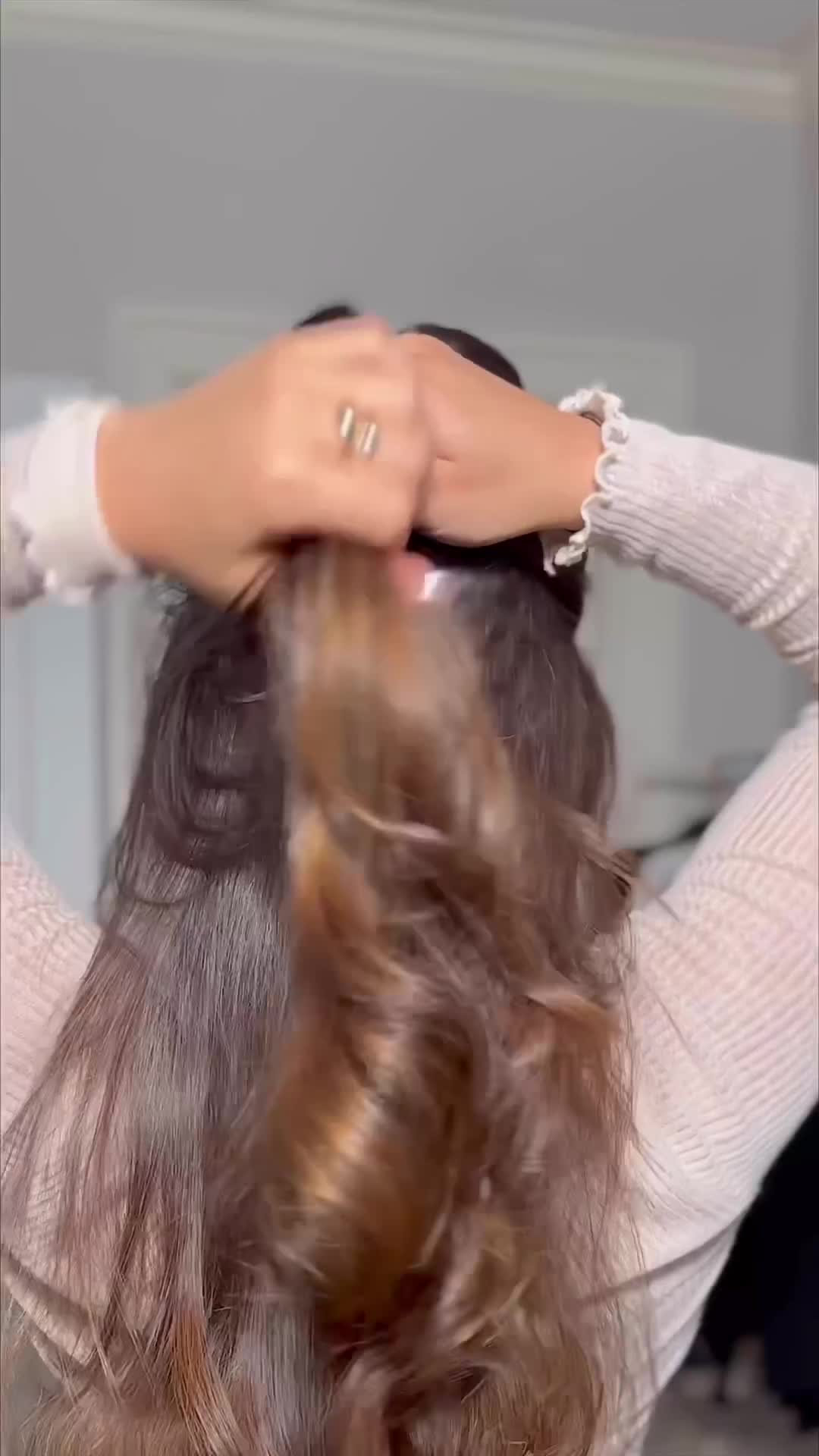 Half up ponytail tutorial!