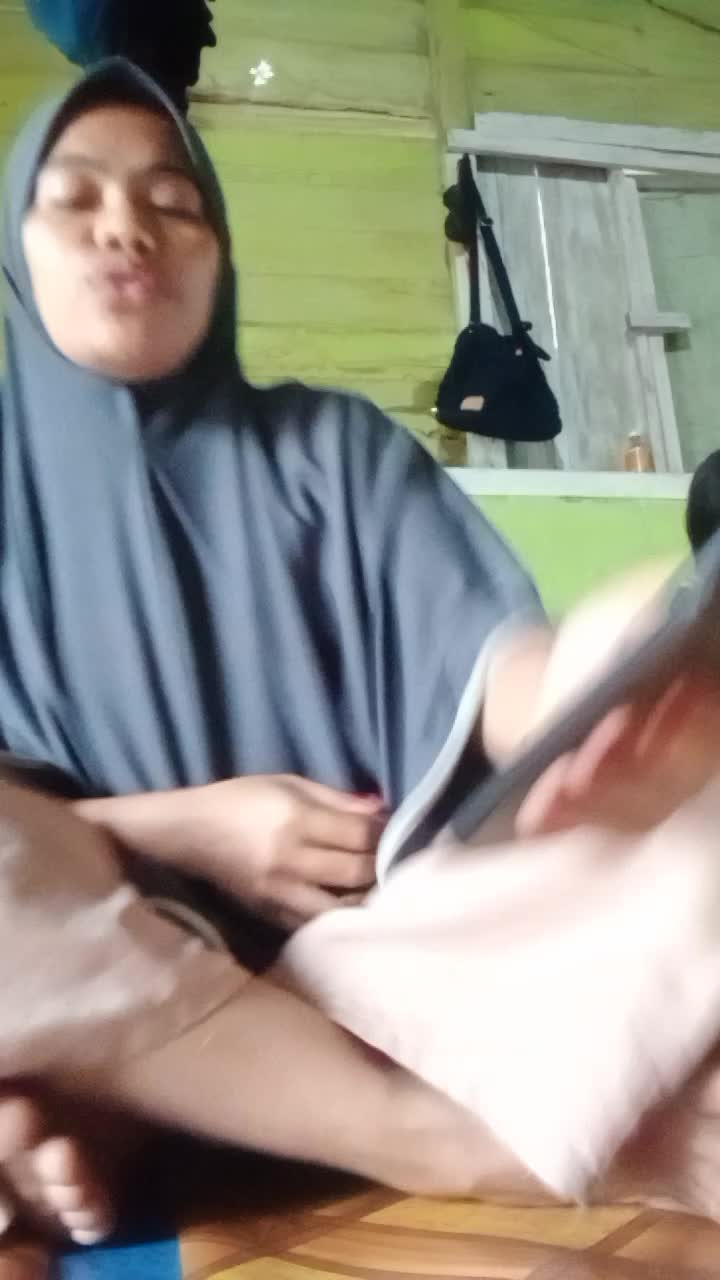 Eka Wulandari muslimin 25 Thun .Sulawesi tenggara.☺️☺️☺️