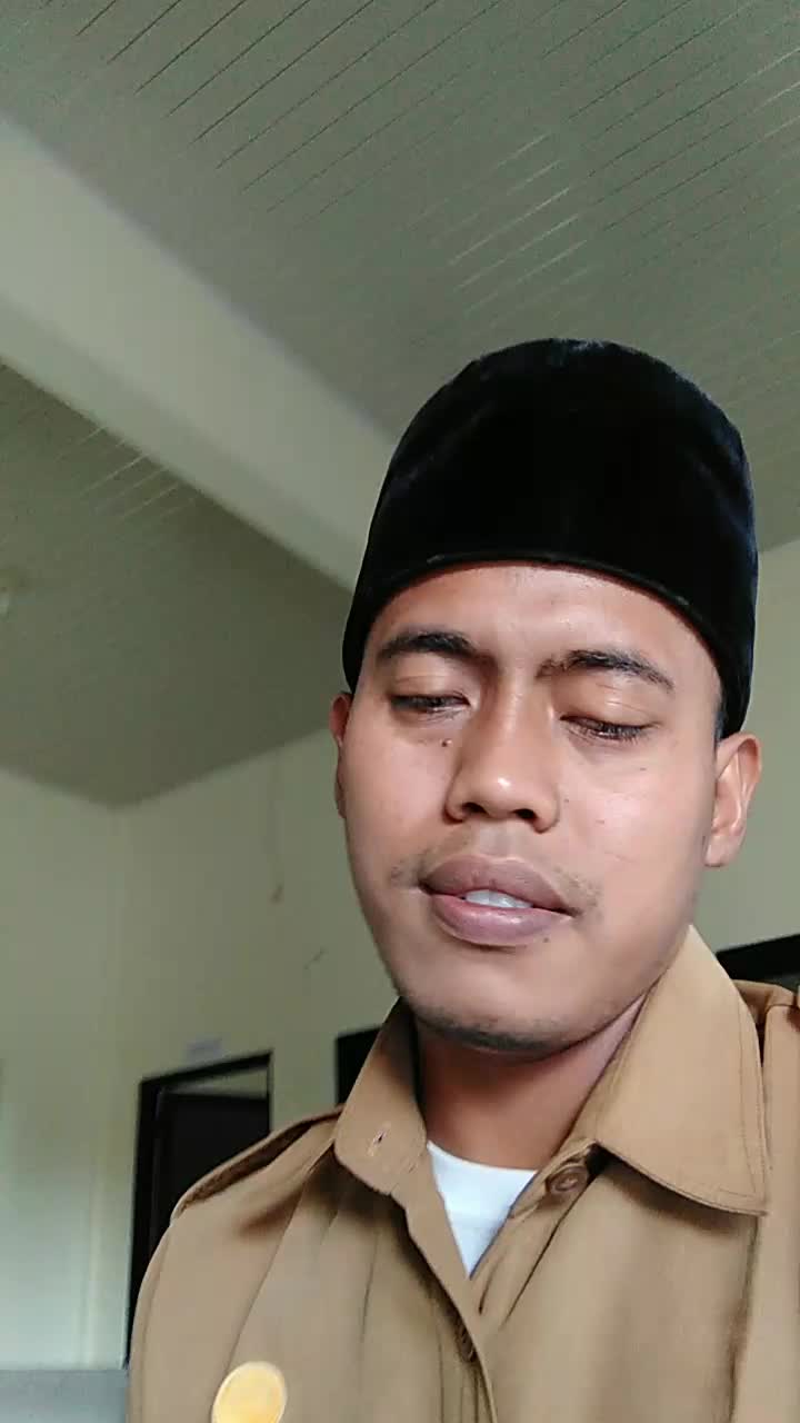 Nama : SAMAN Genre : Gambus qasidah No.tlp : 085771487420 Email : saman050694@gmail.com Alamat : Panongan Kab. Tangerang