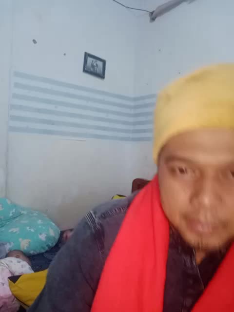 nama teguh pratikno 29 th. palmerah jakarta barat kontak teguh.satyaxl@gmail.com