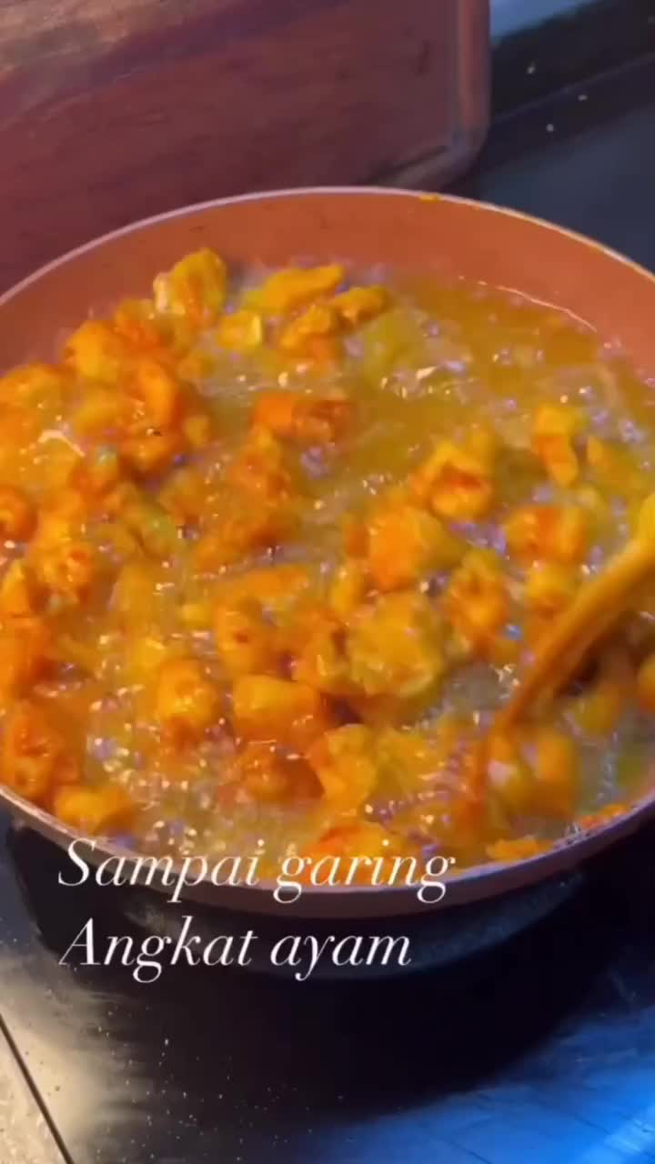 Ide Membuat Ayam Goreng Kunyit