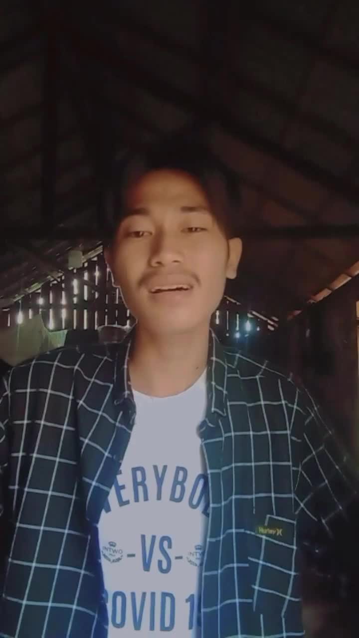 AUDISI KDI 2022 NAMA:MUHAMMAD DIKKI ASAL:KALSEL(HULU SUNGAI TENGAH) UMUR:19 tahun Lagu yang dibawakan:CINTA HITAM 