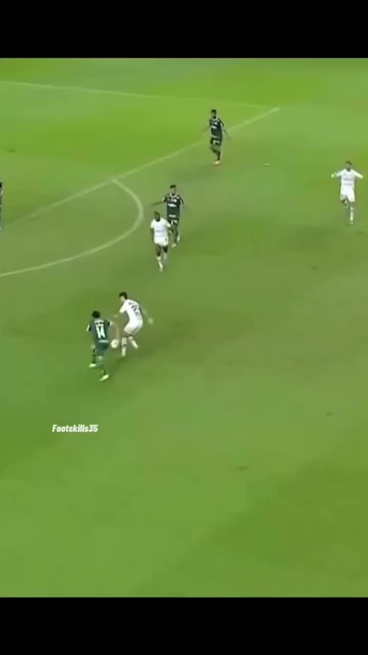 Nyebelin Banget Punya Kawan Begini