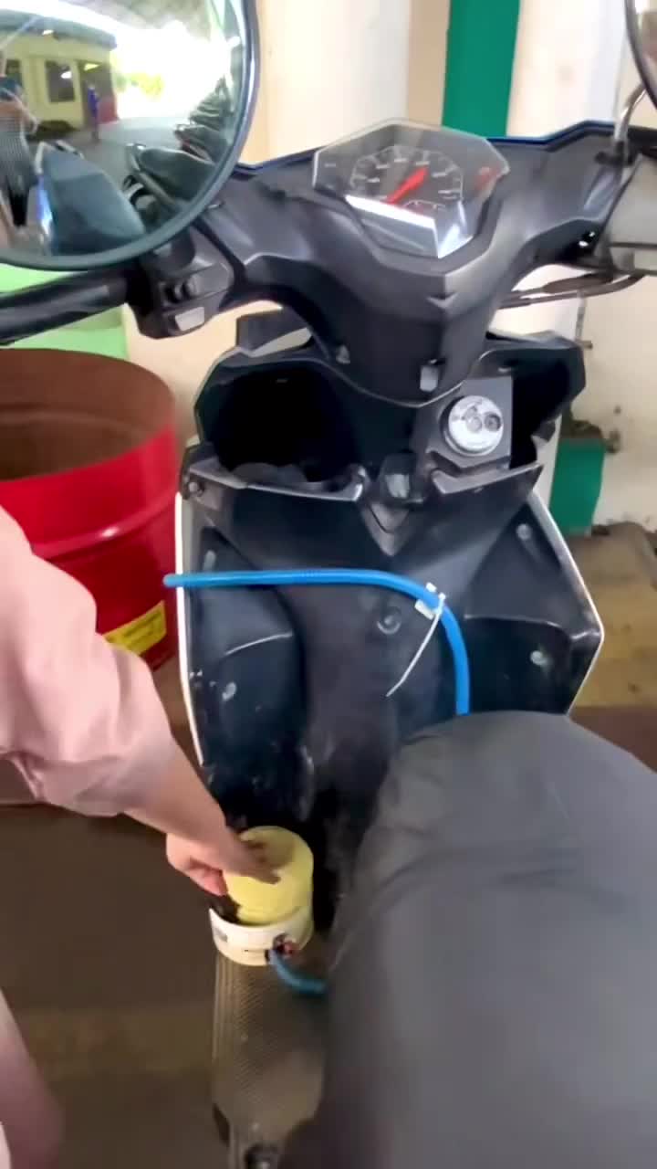 Spionnya Bisa Liat Alam Semesta