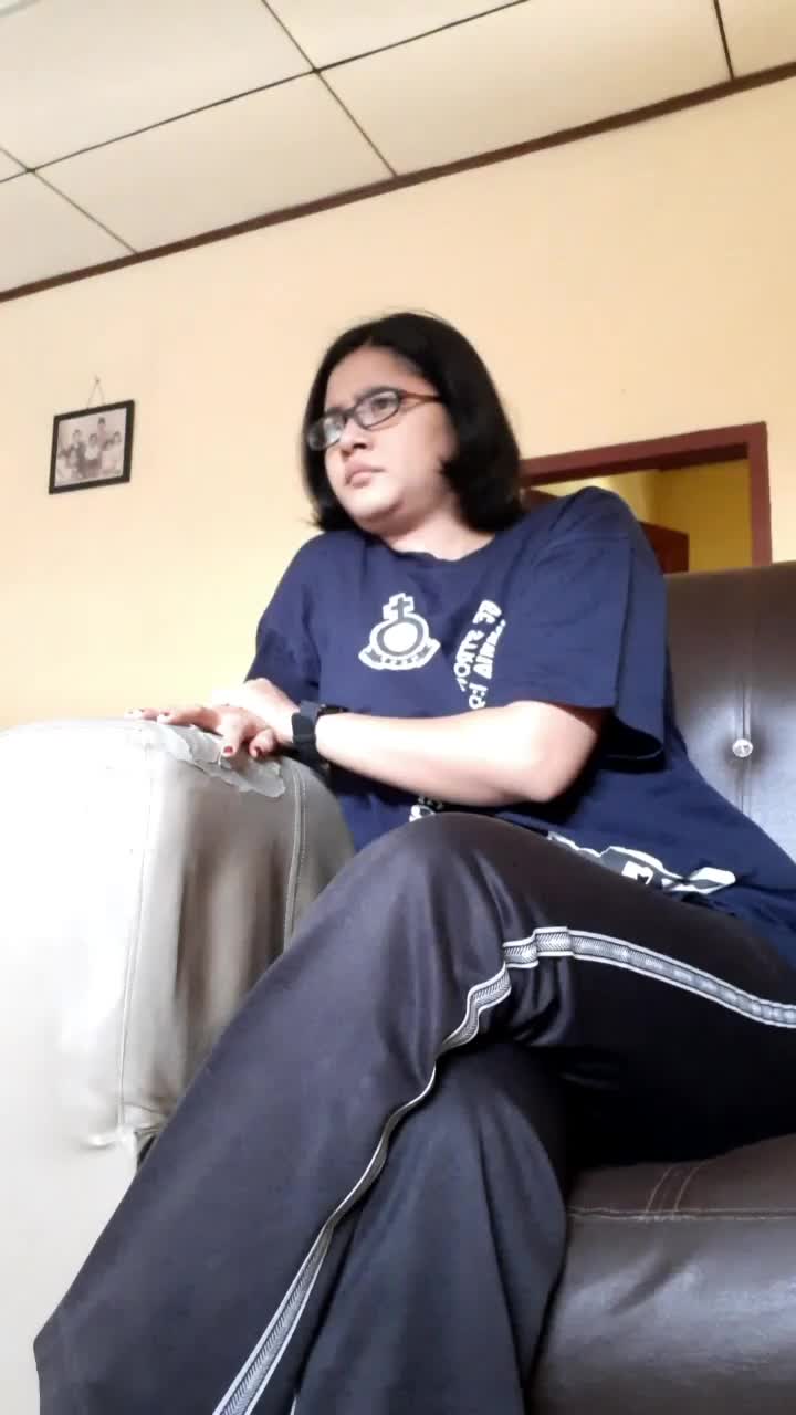 ekspresi juri menyimpulkan bahwa goyangnya lebih pedas dan lebih panas dari sambalado 😅