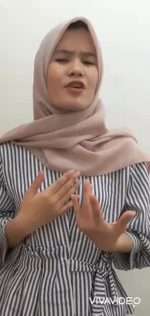 XFI2021 SOLO RIZKIA VIONANDA 25 JAKARTA HONEYMOON AVENUE & VERSACE  ON THE FLOOR