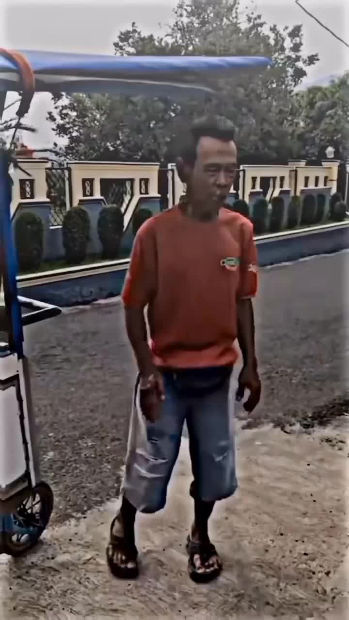 Bapaknya Berbakat Sekali
