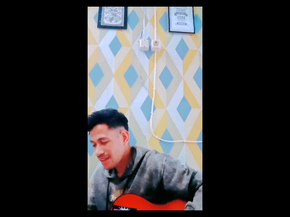 XFI2023 Johnshin Bahan 25 tahun Kota Kupang Judul lagu The Second you sleep .