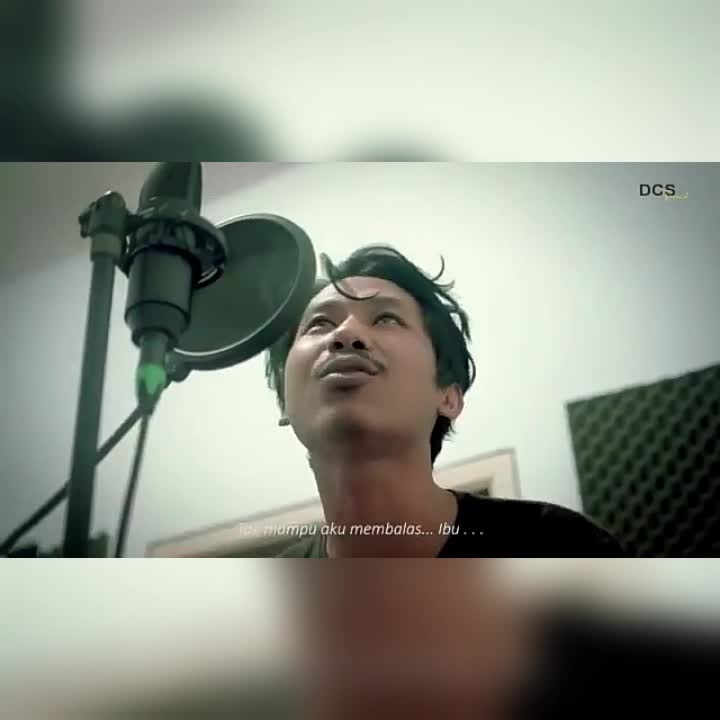 XFI2021 SOLO MOCHAMAD GHUNTUR RAMADHANDY 21 TAHUN BONDOWOSO JAWA TIMUR IWAN FALS - Ibu