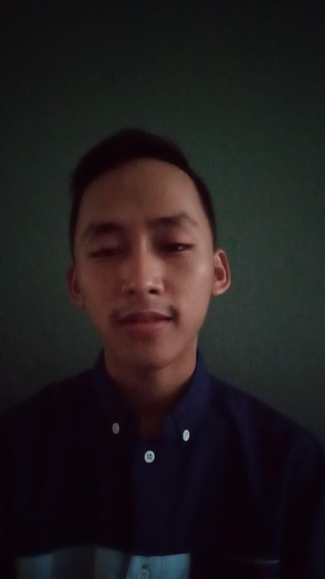 assalmmualikum sahabat solawa.Hadad Mustofa ,18th ,alamat bogor ,domisili bekasi,pekerjaan ritel ,motivasi ingin bersolawat di panggung gtv