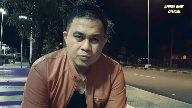 Sebuah lagu yang saya ciptakan bersarkan pengalaman pribadi.Besar harapan,semoga saya bisa lolos ke audisi berikutnya.Aamiin.
