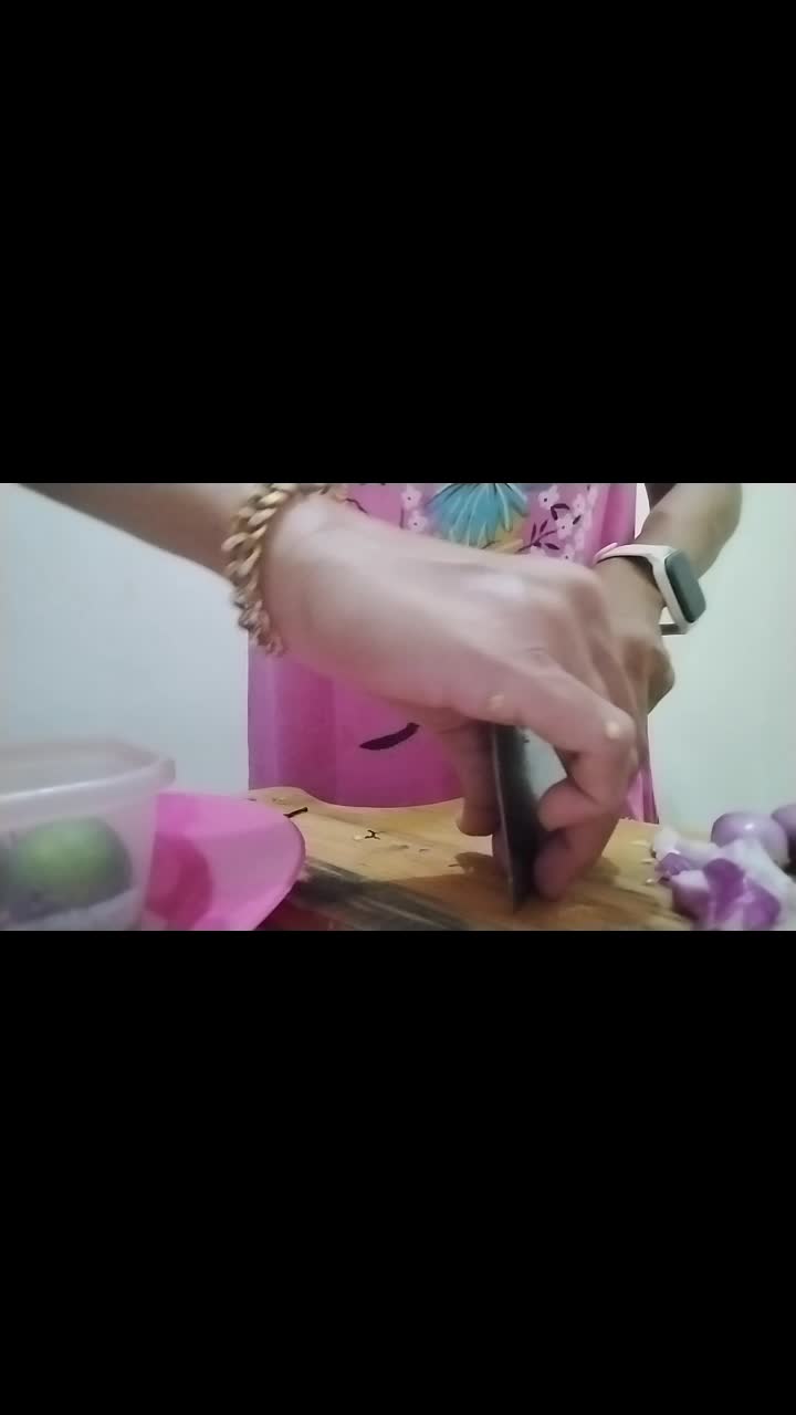 Saya bwat menu baru. saya kasih nama Cumi lava Jeletot.smoga Para juri Melirik Amin🙏sdh tdk asingkan cumi isi cm ini beda Isi&cara mmsaknya