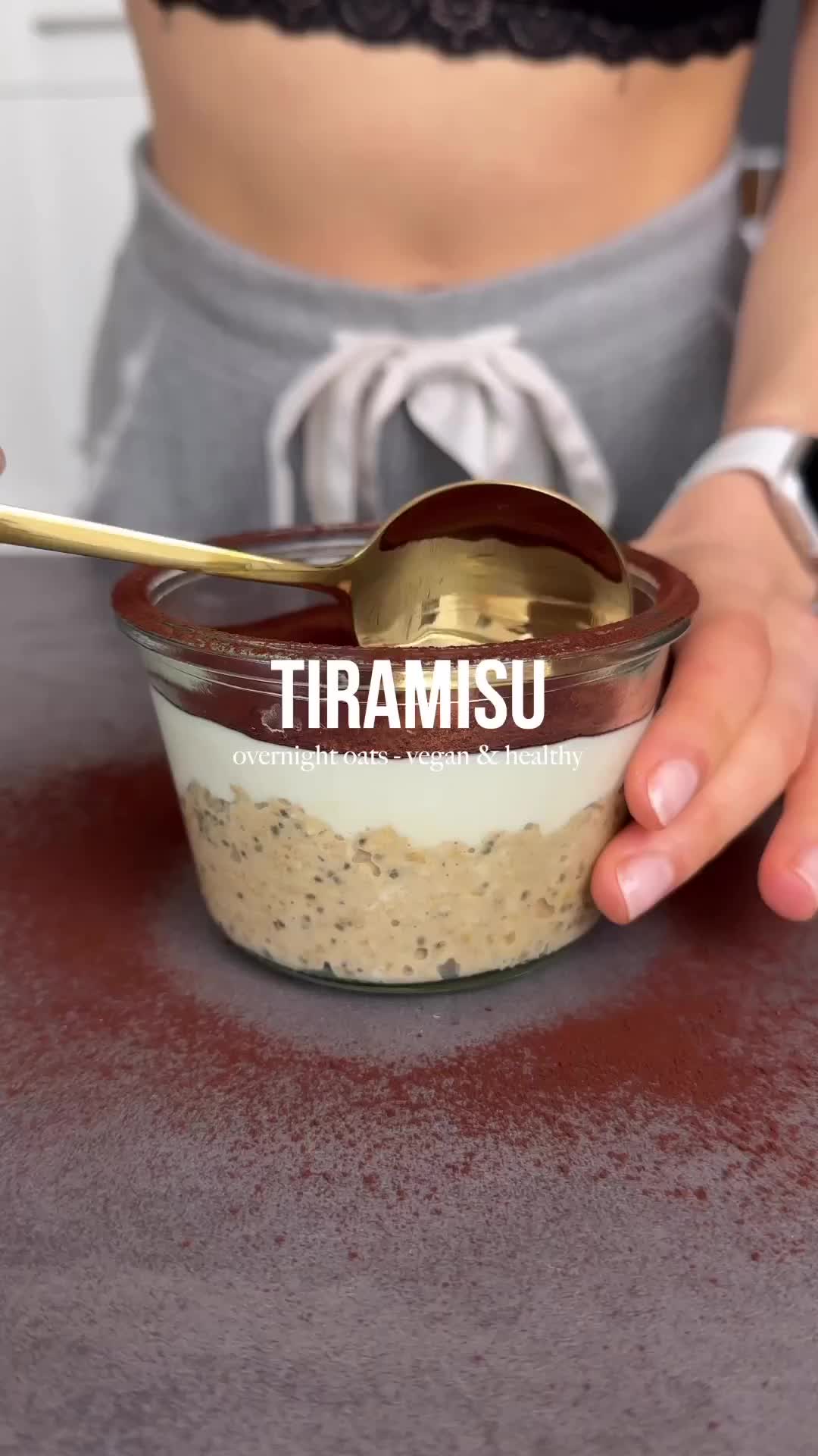 Overnight oats dibikin tiramisu😋
