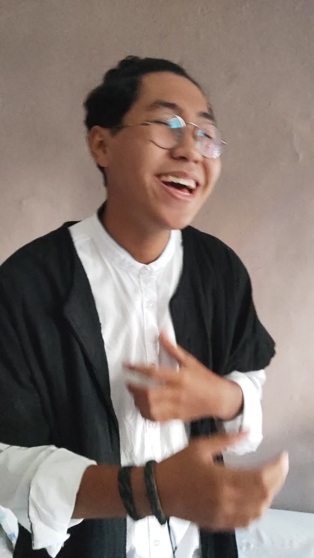 XFI2021 SOLO Muhammad Radhitya Azman 18 tahun Bandung Jawa Barat Crazy -julio iglesias  