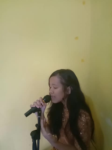Show your talent - Cover lagu Cinta luar biasa(Andmesh Kamaleng) - By Jannice Naibaho, dr Sorong Papua barat