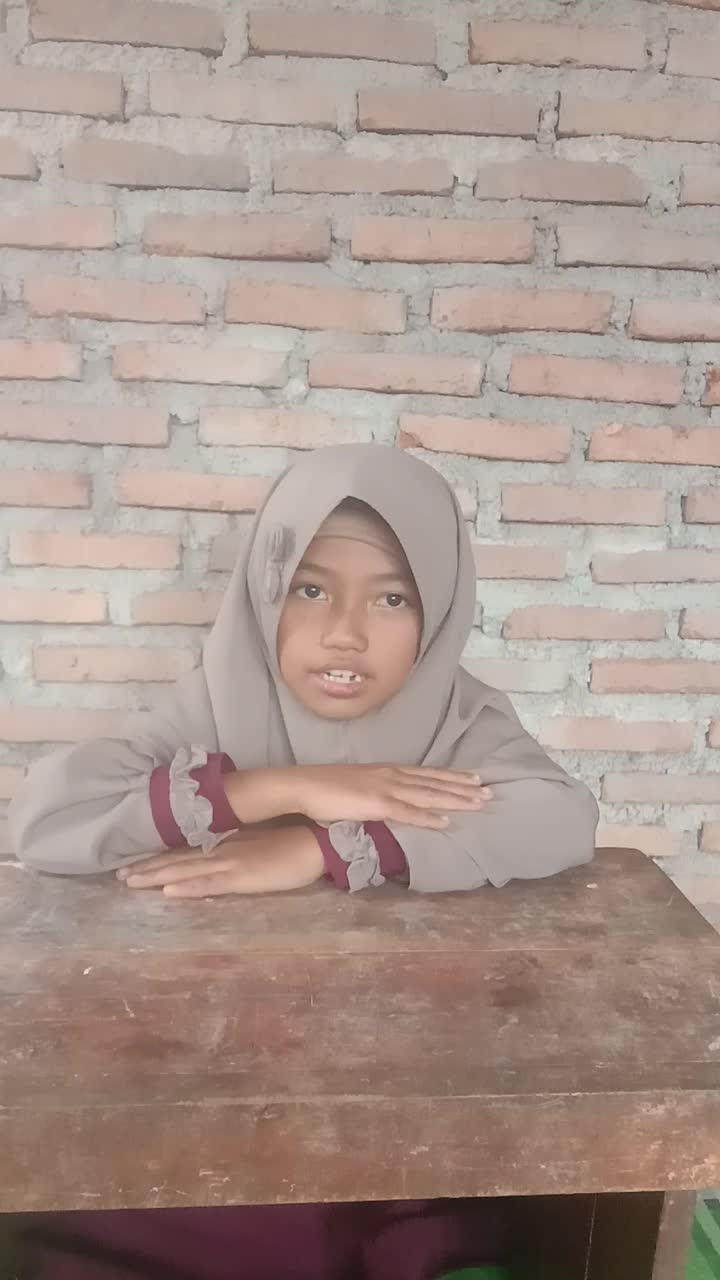assalamualaikum..  namaku nafsiah..  doain ya semiga aku bisa lolos ke babak selanjutnya.. 
