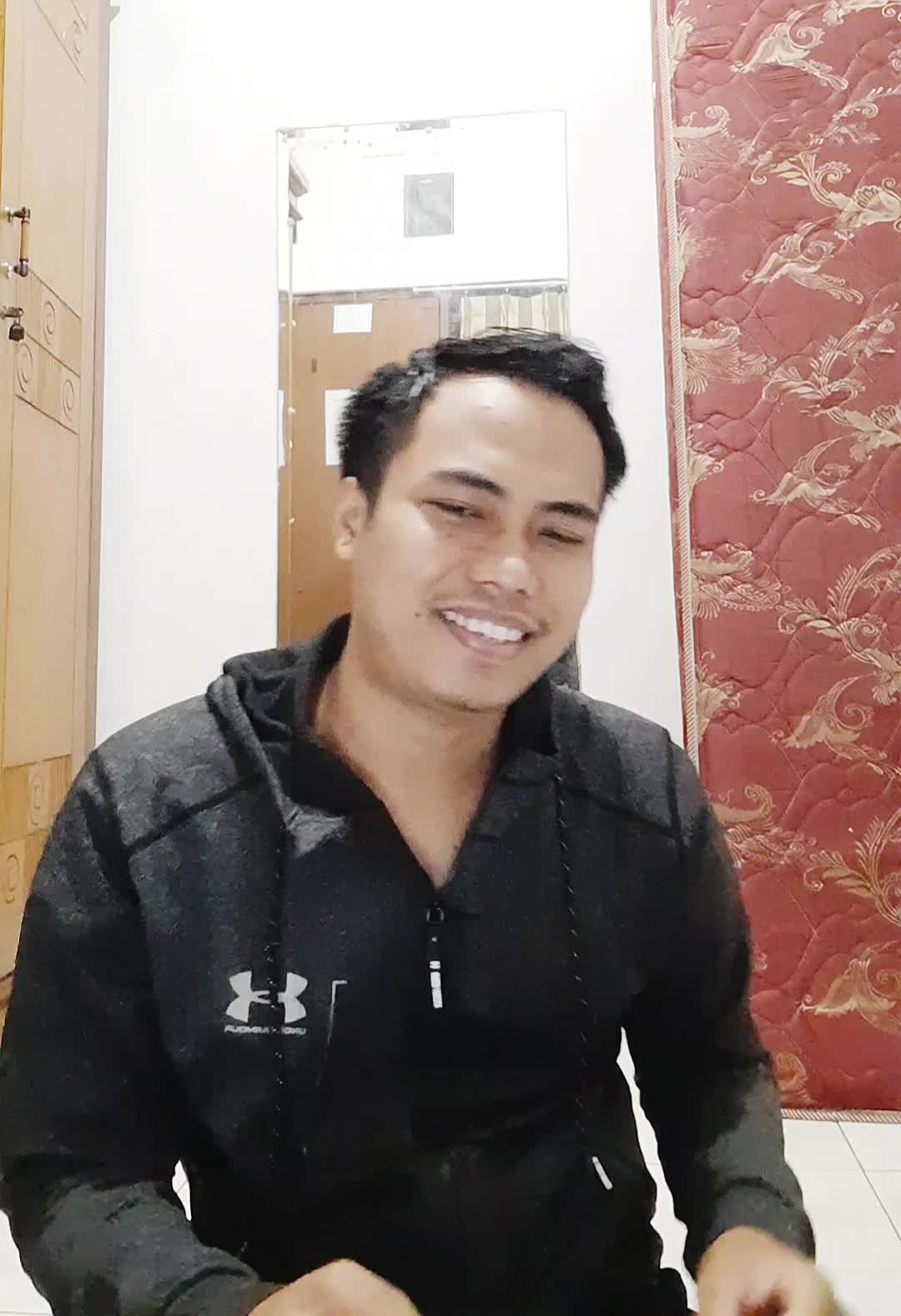 Jangan pura-pura, Mansyur.S oleh Wijaya Febriantoro, usia 26th, domisili Jakarta Pusat.