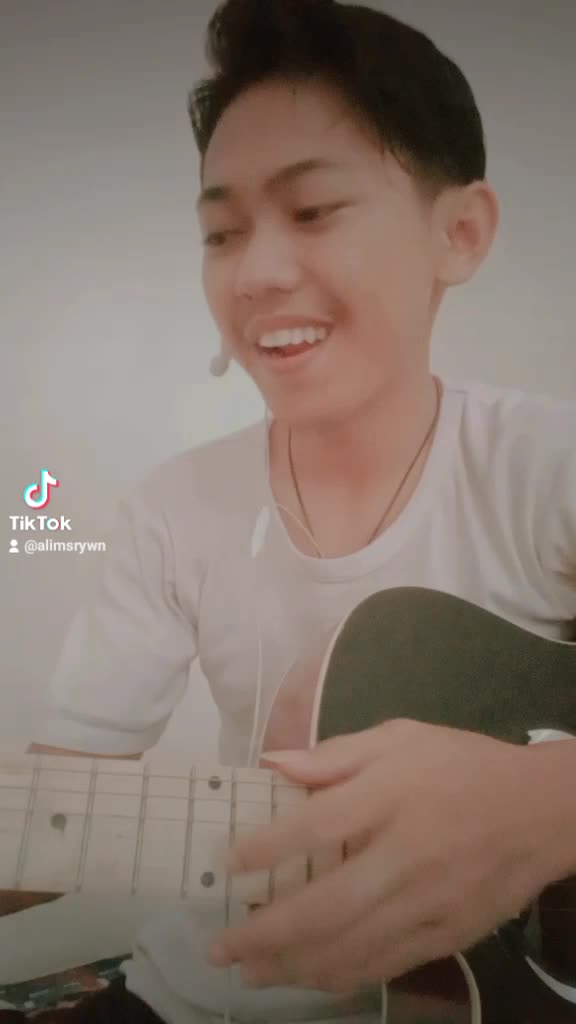 Kontes Ambyar Indonesia Nama Saya Alim Suryawan Berasal Dari Purworejo Jawa tengah Umur 20Thn Judul Lagu Ego, Bismillah semoga lolos💪💪