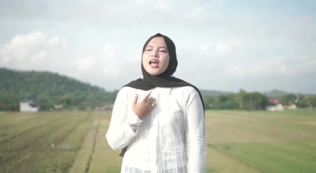 bismillah part 2 semoga beruntung . dari JAWATIMUR TULUNGAGUNG . MUNINGGAR ROSEAYU WIYONO