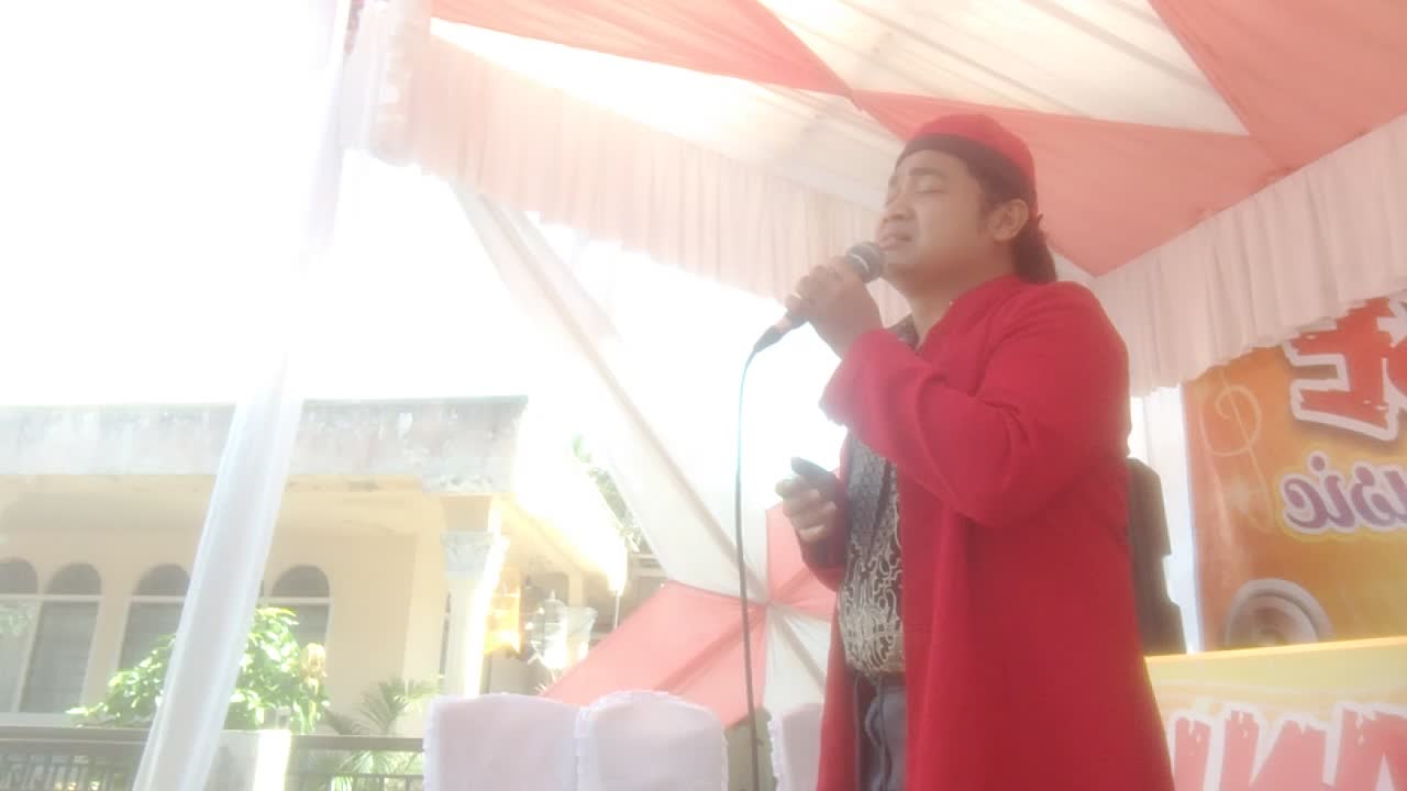 belajar lagu religi di bulan puasa yg penuh berkah.. #showyourtalent