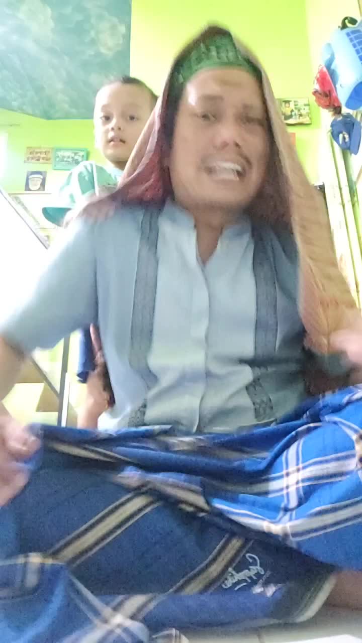 (Harus perjuangkan Cinta) di buang sayang toLong bantu Love vote foLow share komen thanks for watching