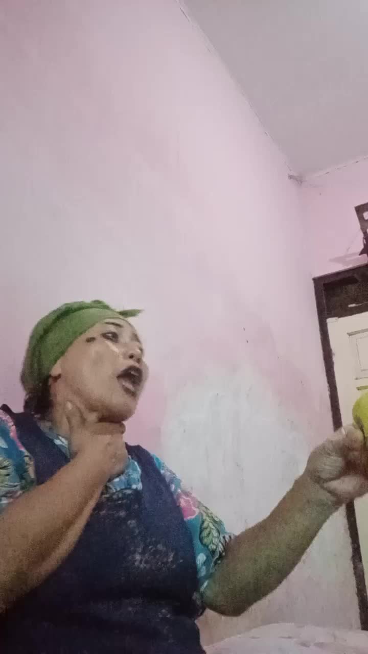 dukun yang tercekik 😆 nama ila susanti asal SBY 