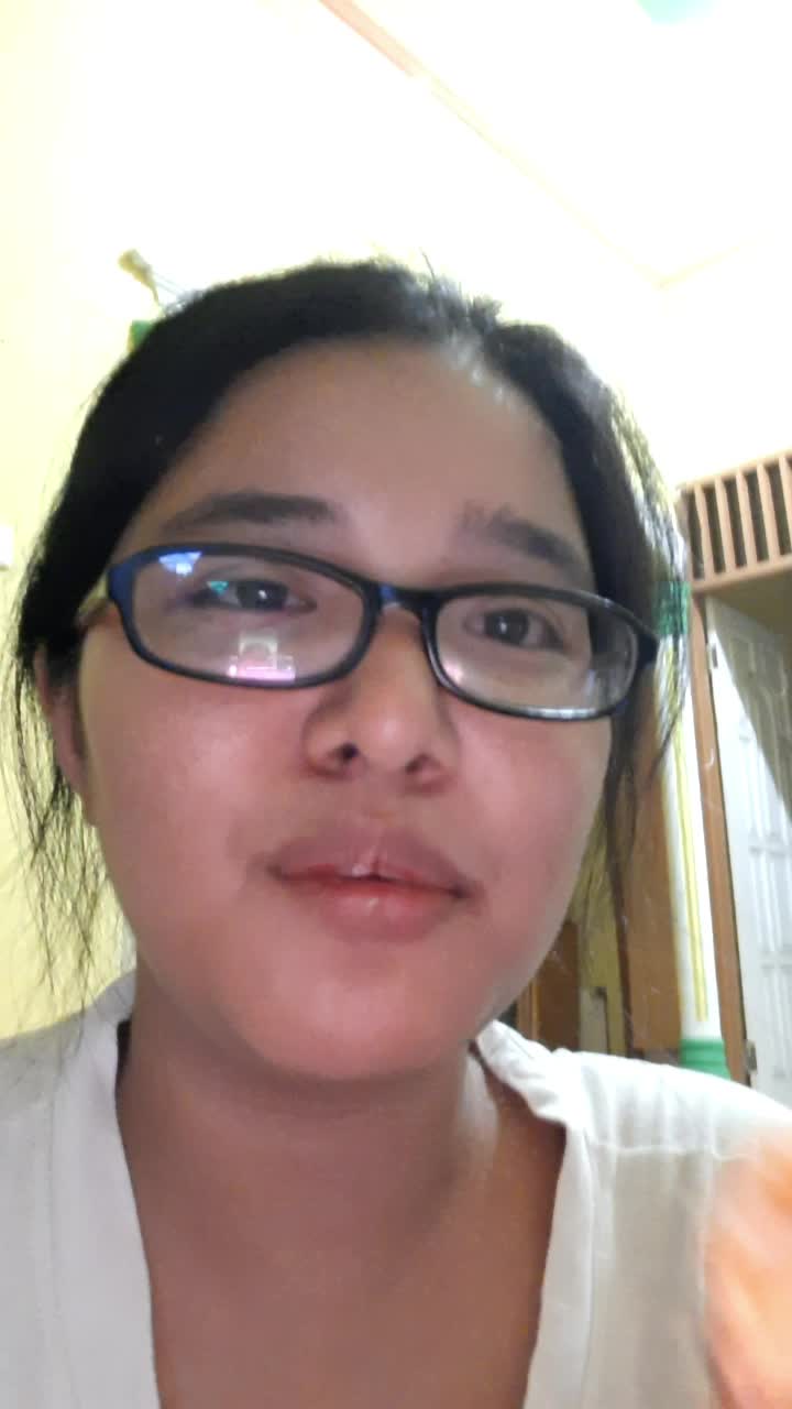 jeruk manis. tp dr kulkas, jdnya ngilu😁