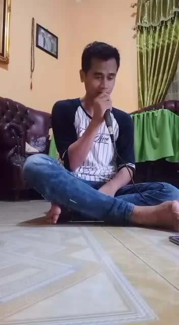 Nama : Arya hobi : menyanyi. bismillah semoga lolos dan menampilkan yang terbaik #OnlineAuditionRisingStarIndonesiaDangdut